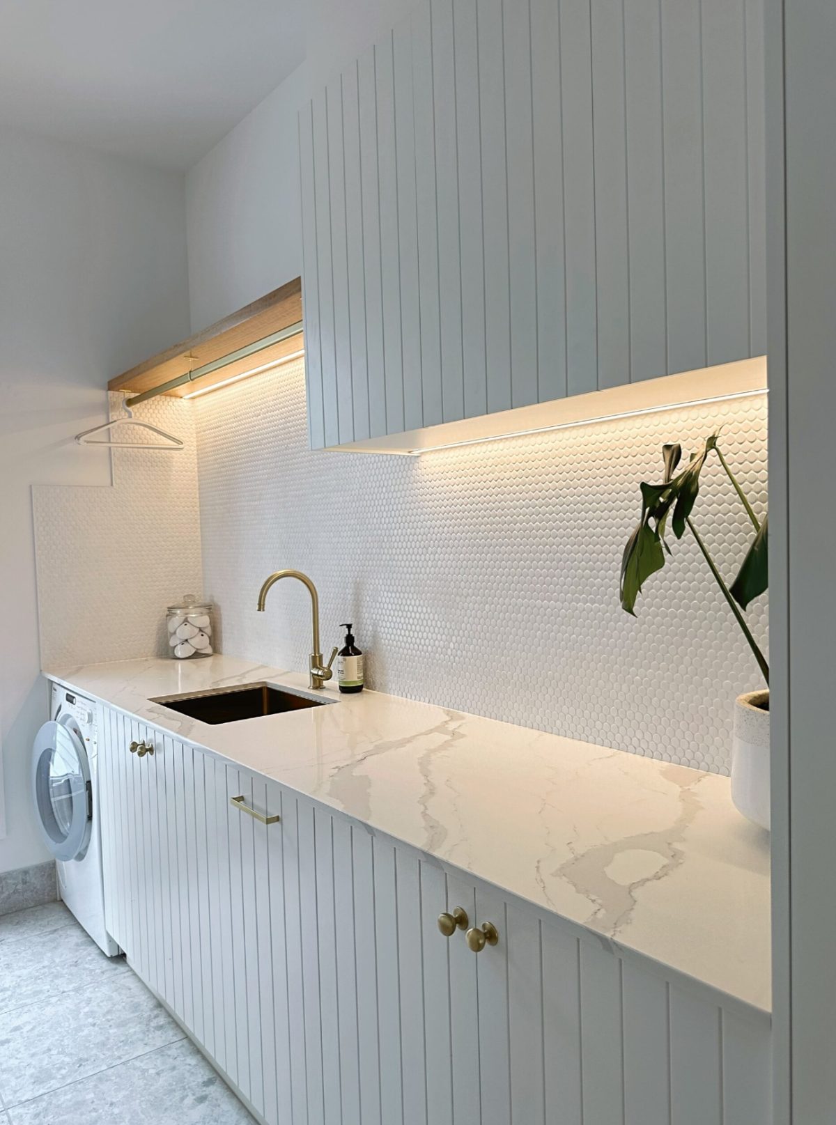 AC5018 Gloss Vale AC Stone