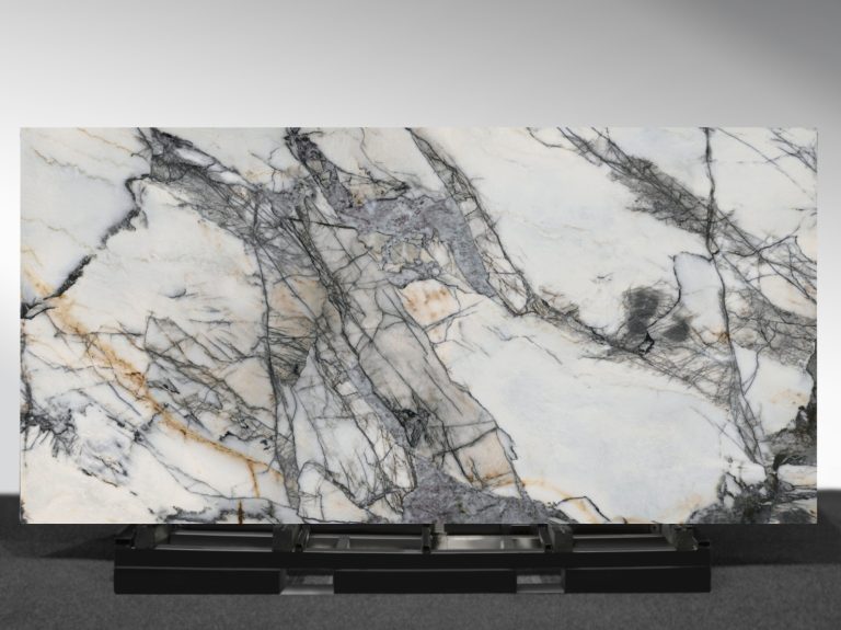 AC2061 Matt New York (Book Match) AC Stone
