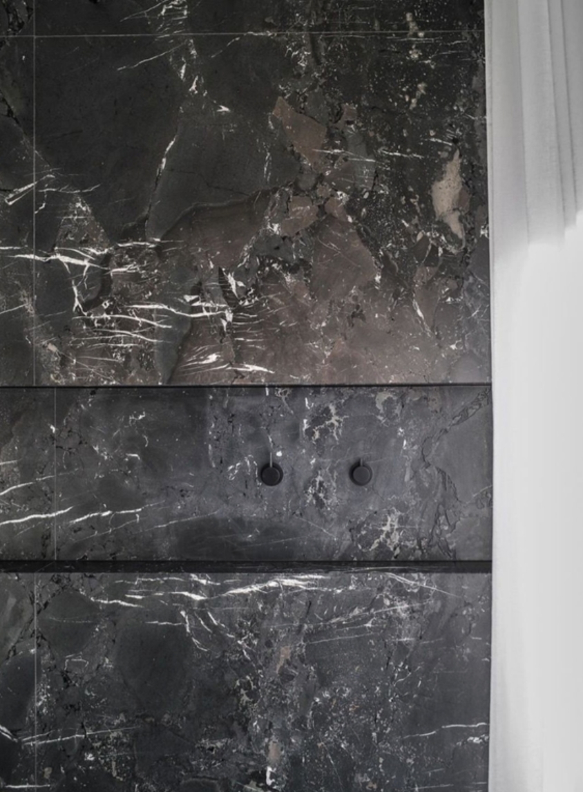 Negresco Quartzite1 Negresco Quartzite1