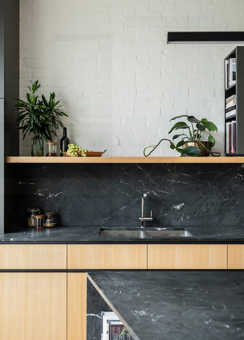 Negresco Quartzite3 Negresco Quartzite3