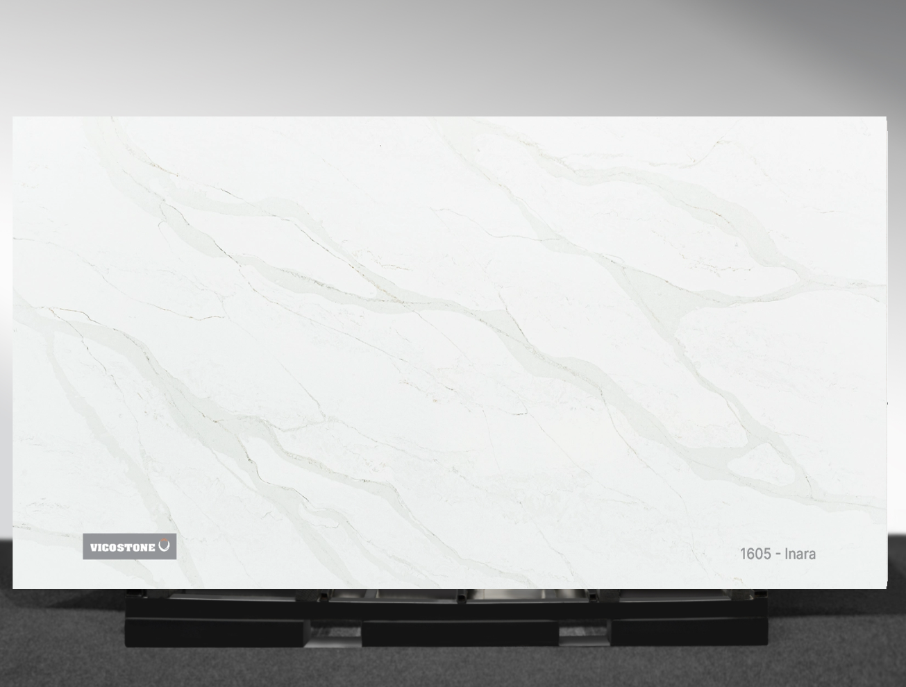1605 Inara5 White engineered stone benchtop Vicostone Inara 1605 large and small vein pattern