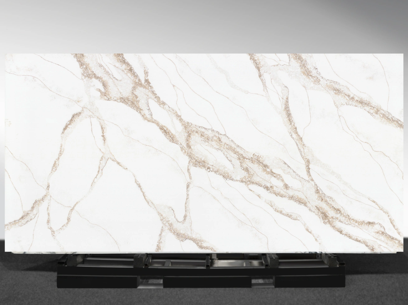 Desert Blush Desert Blush Vadara® Quartz engineered stone slab with white base and rust‑colored veining