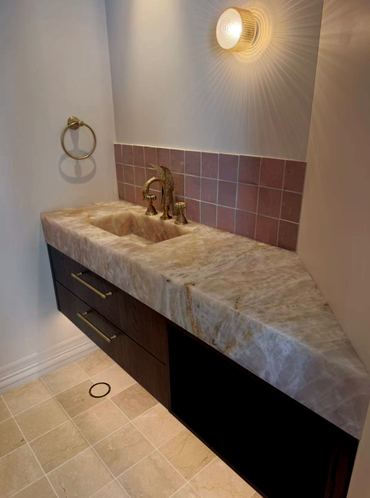 One-piece seamless fabrication